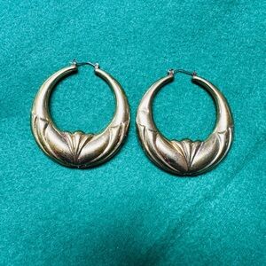 Vintage  Gold Hoop Earrings